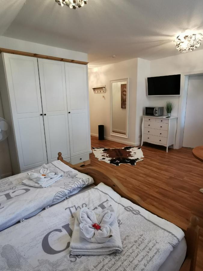 Sommerhaus Seidel - Mit Kostenlosem Parkplatz - 施特拉尔松德 外观 照片